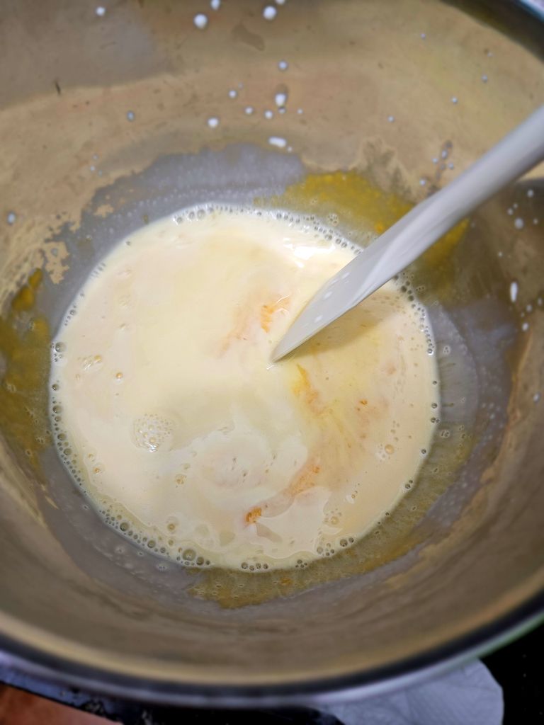 Tempering the egg mixture Mixing