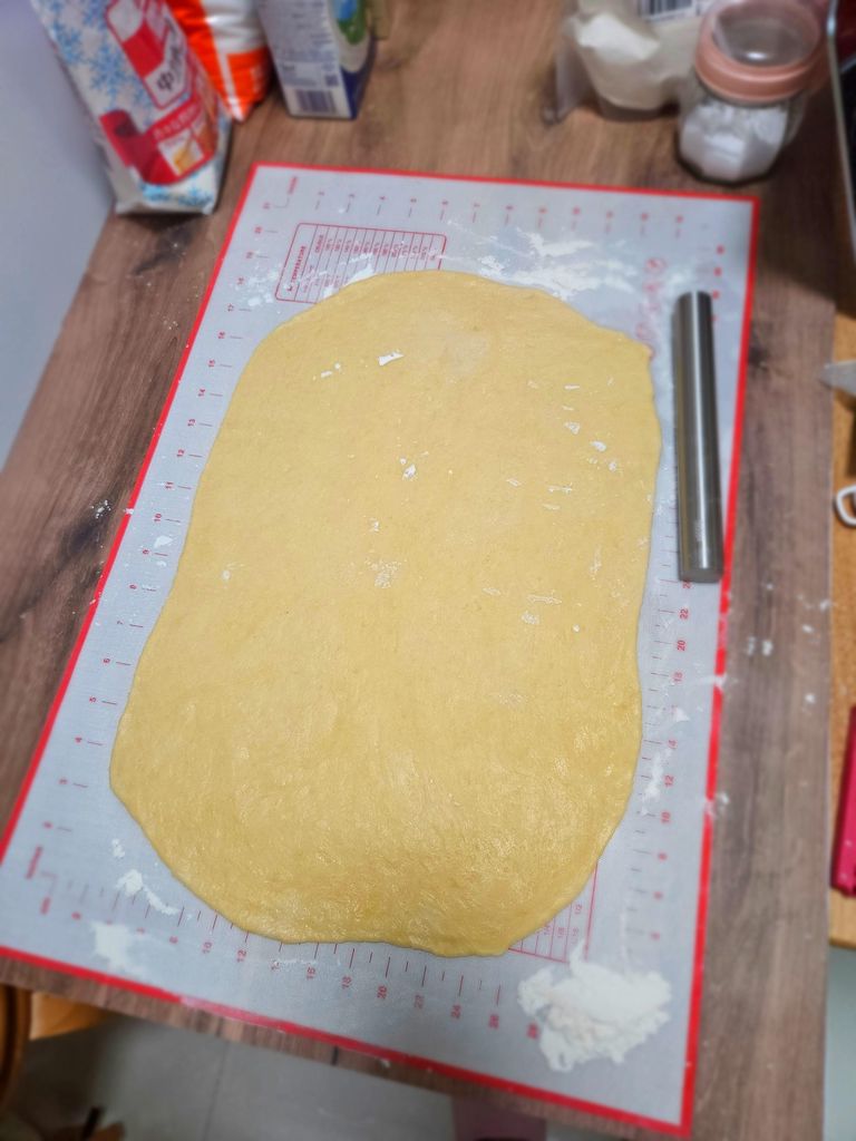 Roll it out! Rolling and slicing