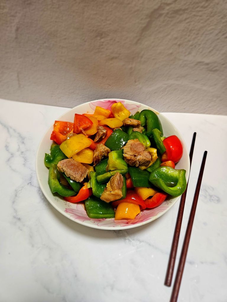Colorful Stir Fry Bell Pepper with Pork